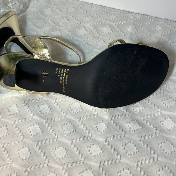 Gold Jacqueline Ferrar High Heels Women Size 11 Medium - Picture 5 of 6